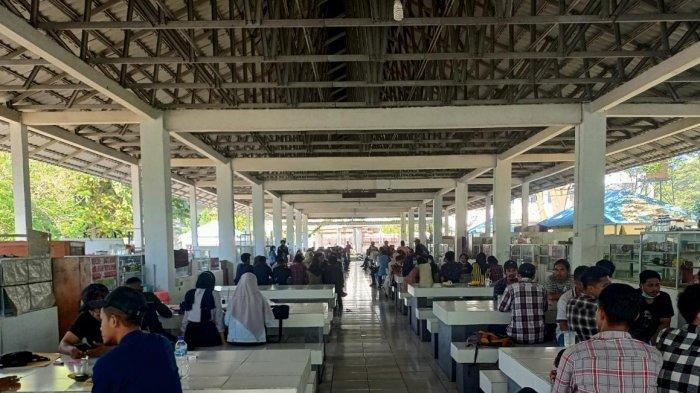 Gedung Pujasera Kampus Bumi Waluya